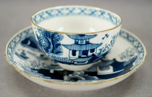 Lowestoft Hand Painted Underglaze Blue Pagodas Tea Bowl & Saucer Circa 1780