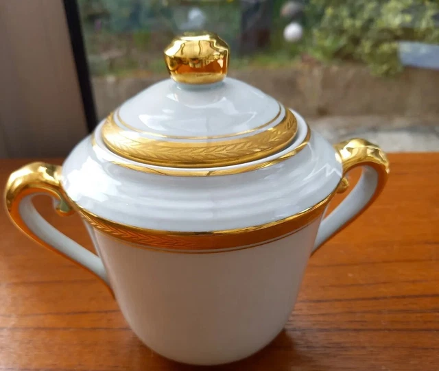 Ravissant sucrier en porcelaine de Limoges Tharaud art déco liseré or