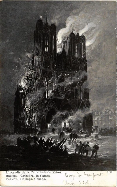 CPA AK The Fire of the Cathedral of Reims MILITARY (731314)