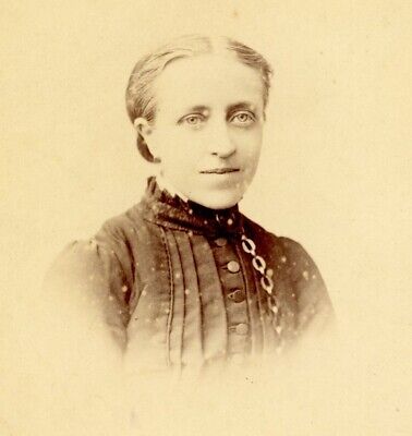 Antique cabinet card photograph portrait Victorian lady Victor Manders #11