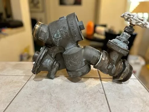 ZURN - WILKINS 975XL2 REDUCED PRESSURE BACKFLOW PREVENTER + 2" Ball Valve BONUS