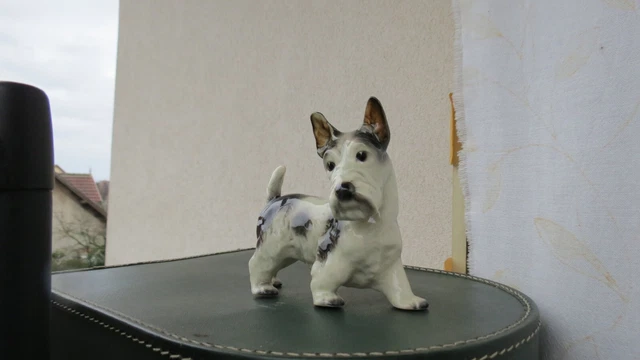 Broche Vintage émaillée Représentant Un Fox-terrier - Ancienne, Occasion, Bijou Animalier