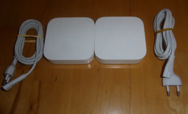 2 x Apple Airport Express Airplay (2a generazione) 300 Mbps router 2 porte 100 Mbps, A1392