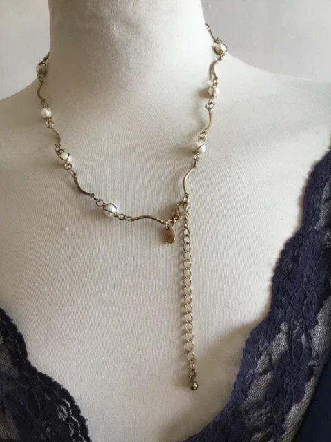 2 Colliers Anciens En Perles Naturelles – Blanc Cassé – Occasion