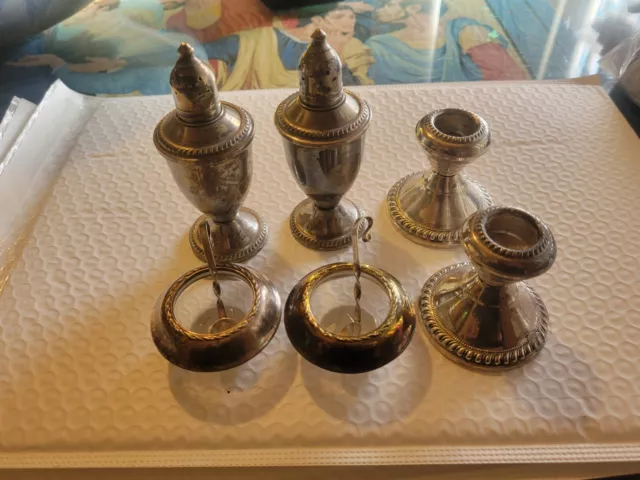 Vintage mix Sterling Silver weighted salt and pepper Shakers for scrap A6