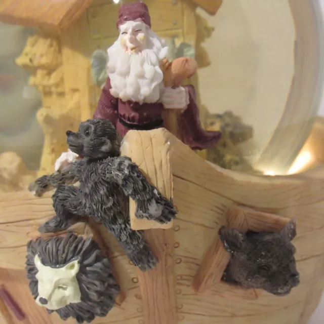 NOAH'S ARK MUSICAL SNOW GLOBE, Water-filled & Glitter. Talk To The Animals Theme 2