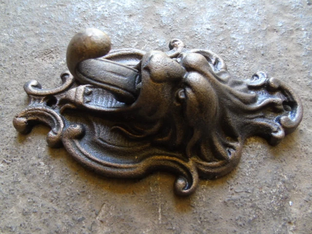 HEURTOIR lion EN FONTE patinée bronze,sonnette , frappe porte  nouveau !!! 2