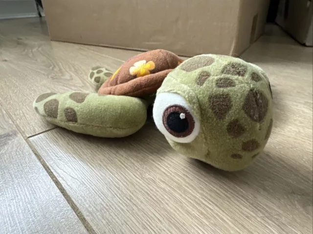 Disney Finding Nemo Dory Squirt Plush Turtle