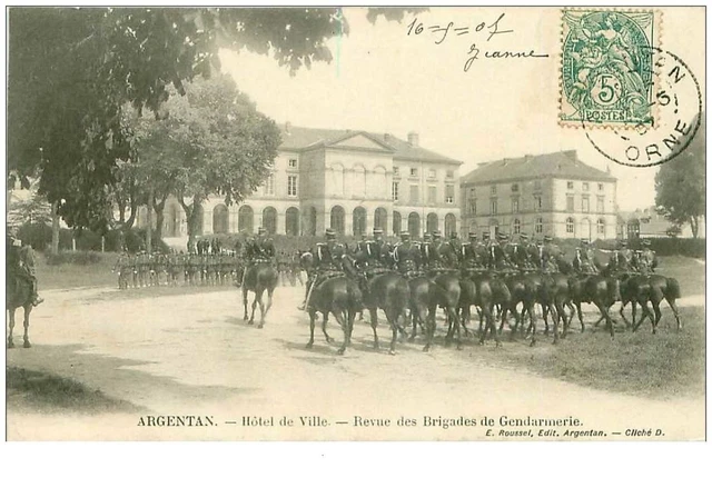 61 . n°37895 . argentan . hotel de ville revue des brigades de gendarmerie