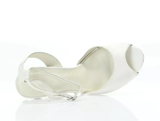 Menbur Rubi Women's white jeweled bridal sandals sz. 36 3