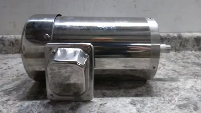 Dayton 6WY61 2 HP 1750 RPM 230/460VAC 3-Phase Washdown Motor