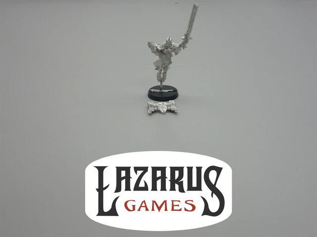 Warhammer 40k Adepta Sororitas: Sisters of Battle Seraphim w/ Chainsword (oop)