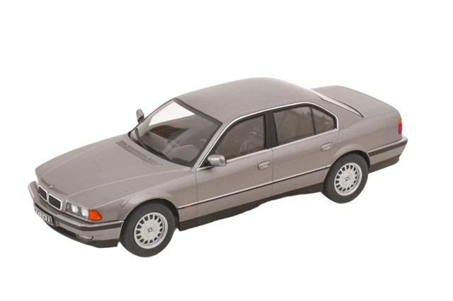Modèle Réduit BMW 740i E38 Noir Métallisé 1994 - Échelle 1:18 Par KK-Scale, Neuf