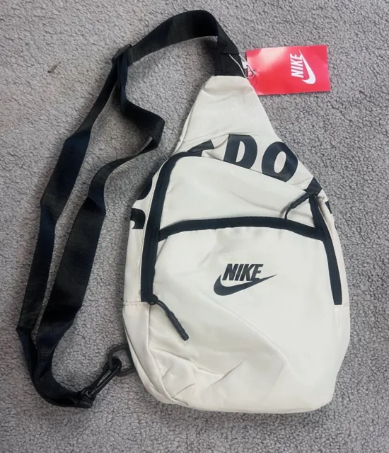 Nike Crossbody Shoulder Chest Bag 7x10