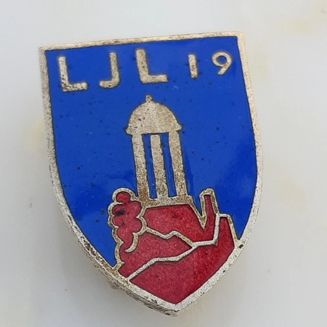 Insigne Boutonnière émaillé – Sport (foot/rugby/cyclisme), Ancien, Made In France
