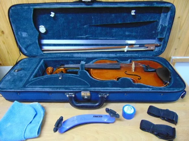 3/4  Stentor Conservatoire Violin ,Case & New Bow Great Quality Good Condition