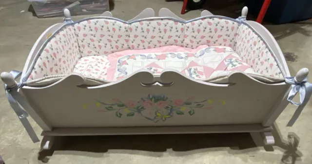 Ashton Drake Bello Bebe White Doll Rocking Cradle w/ Mattress and Bedding