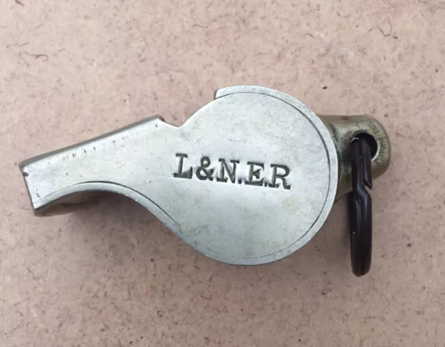 L&NER London & North Eastern Railway Guard's Whistle