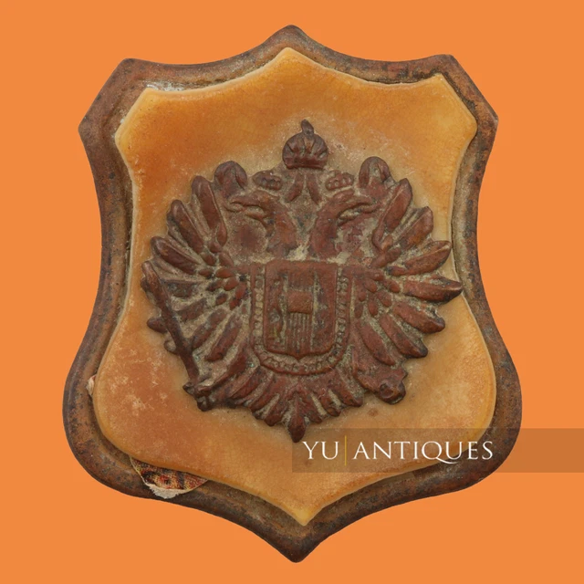 RARE PIN'S ECUSSON BLASON ARMOIRIES COURONNE VILLE VILLAGE LES BAUX ref