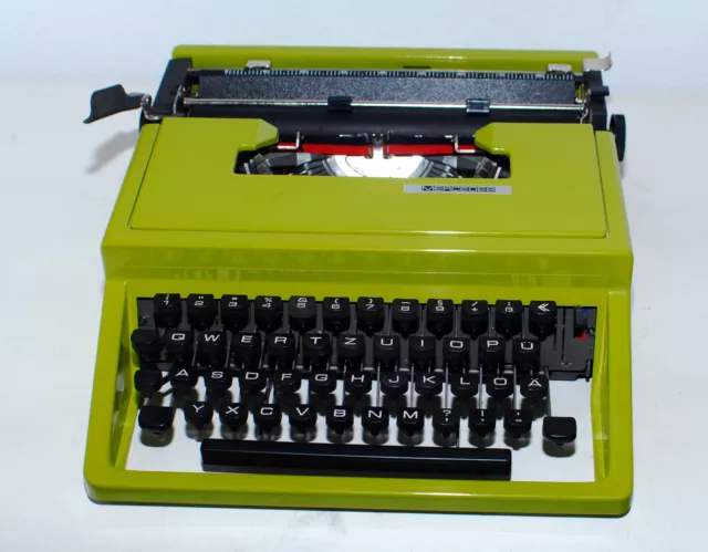 Mercedes-Olivetti, qwertz, Pica ,  typewriter, revidiert, Weihnachtsangebot