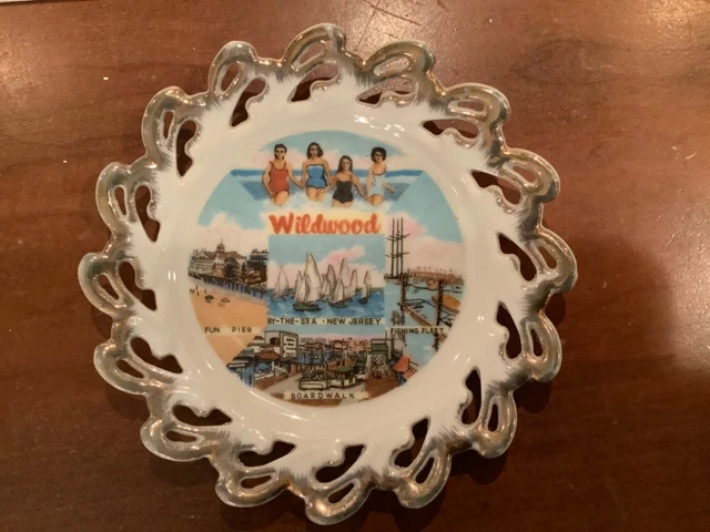 Vintage Wildwood NJ By The Sea On Boardwalk Souvenir Ceramic Plate 5" Ornament