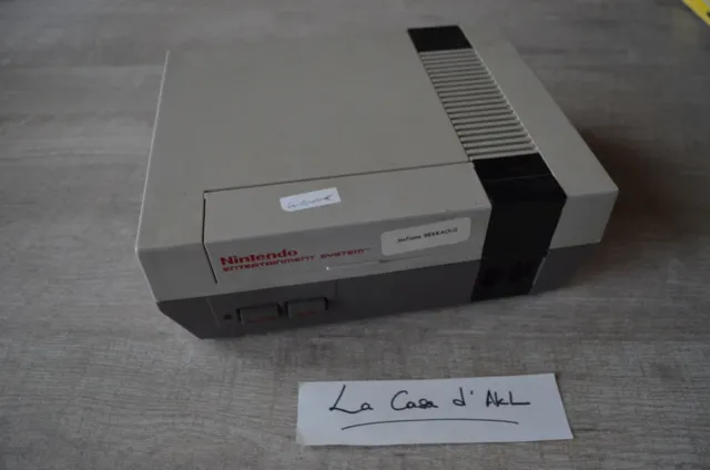 Console Nintendo NES - loose - CLIGNOTE !