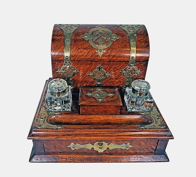 Late 19th Century English Stationary Box and Inkstand