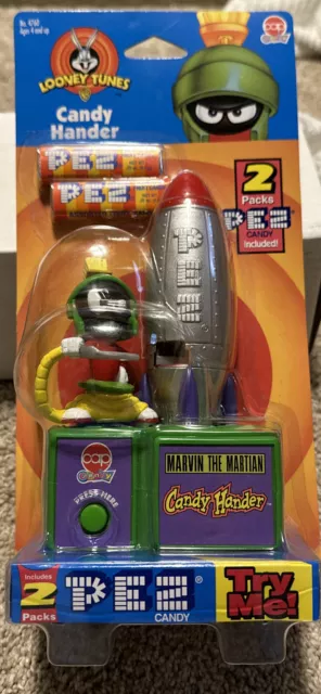 Marvin the Martian PEZ Candy Hander  Space Ship  Looney Tunes Toy 1998