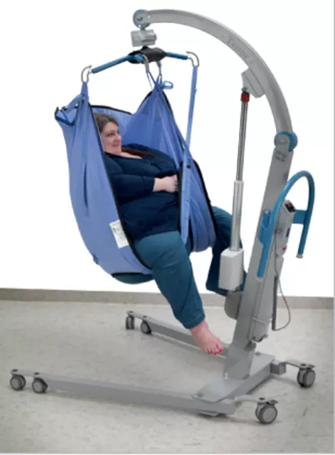 Arjo Tenor Bariatric Patient Lift-Very Low Hours-Plus Charger-2 Batteries-Sling