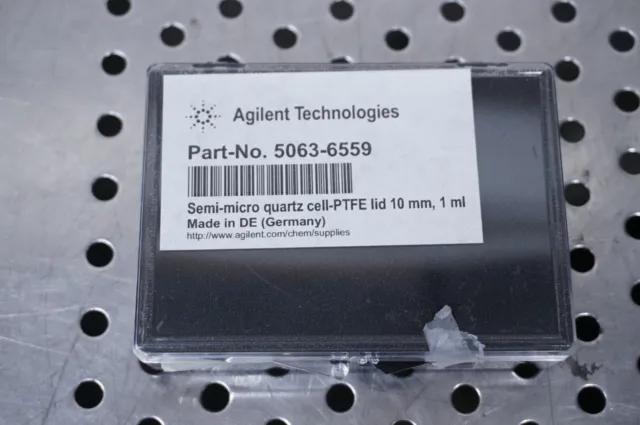 Agilent 5063-6559 semi-micro quartz cell-PTZE lid 10 mm 1 ml