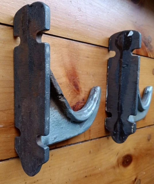 2 Large Metal Marine Cast Steel Industrial Hooks 3