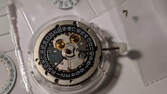Valjoux 7750 movement Chronograph Automatic 25 JEWELS Swiss made NEW Valjoux 7750 movement Chronograph Automatic 25 JEWELS Swiss made NEW