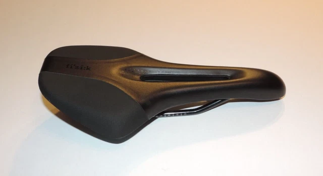 fizik luce r5 saddle