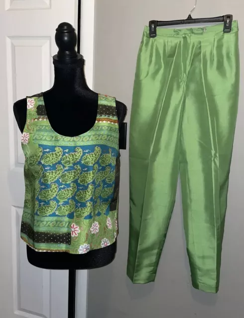 MULTICOLOR SILK  2 pc PANT SET  Green W/Multicolored Top Stunning And EUC