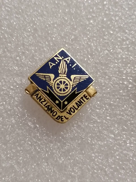 Pin's Scuderia Del Grifone – Auto – Broche Médaille – Vintage Italien – Neuf