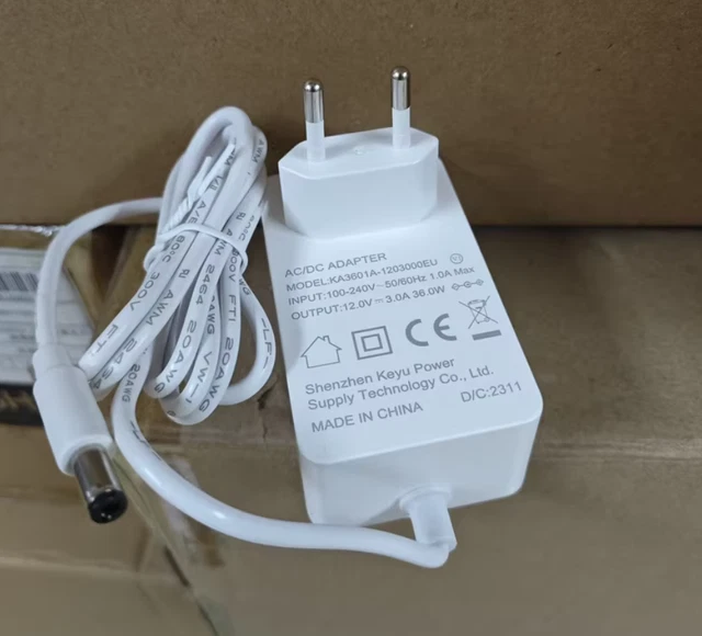 Adaptateur Secteur 2.5V DC 800mA QUIGG RY-41011V – Occasion, Pour Remplacer Un Chargeur Perdu