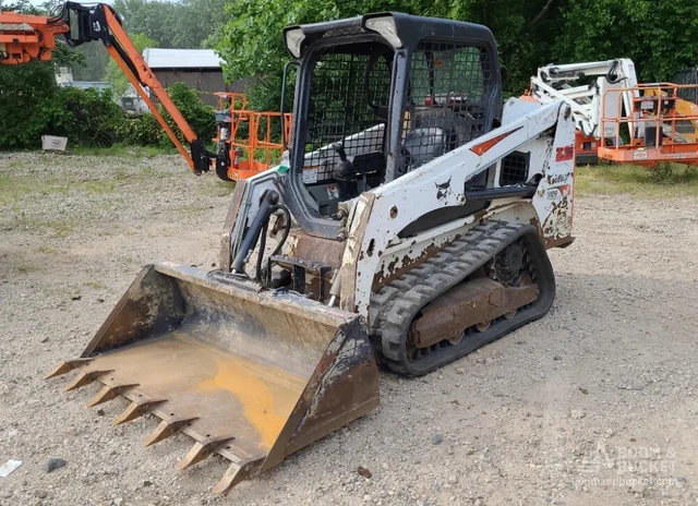 2017 Bobcat T450