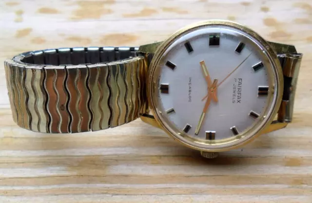 Fairfax 17 jewel watch 2025