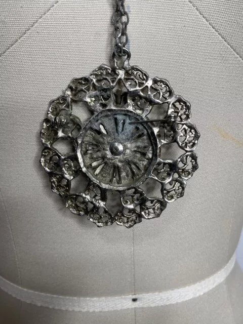 Vintage Royal Lion Shield Crest Filigree Pendant Silver Tone? Round Chain Large 3