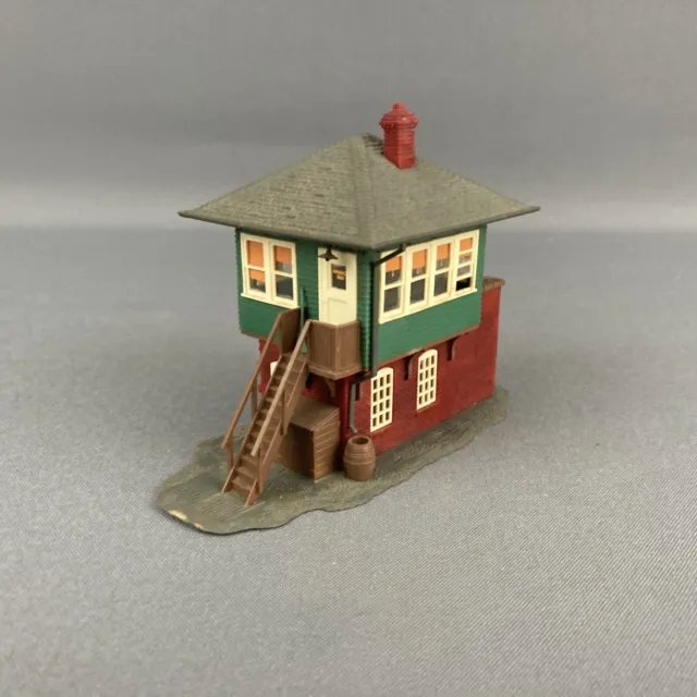 Built Atlas HO Scale Signal / Switch Tower Building 5-1/2"Lx3"Wx4"H