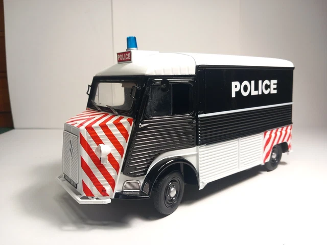 Solido 8409-01 – 1/18 Citroën HY Et Honda Japauto TDF Moto 2003 (Occasion Comme Neuve)