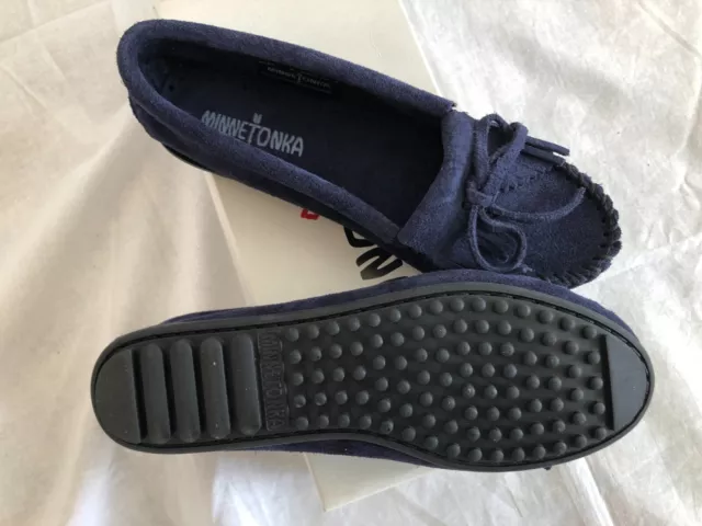 Minnetonka Moccasins Women's 409t Kilty Moc Navy Sze 6