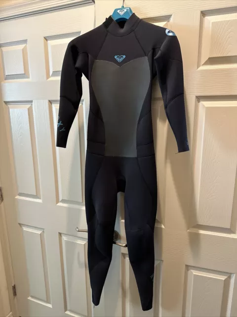 Women’s Roxy Wetsuit size 6. 3/2 Syncro