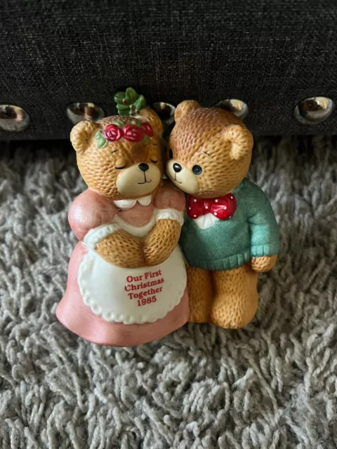 Lucy & Me 1985 Out First Christmas Together Rigg Bear Couple Mistletoe Figure