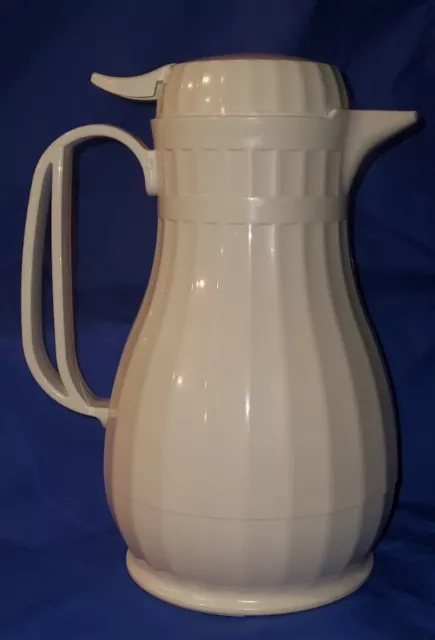 Select Serve Insulated White Coffee Carafe Server Pitcher 44 oz Push Button Lid