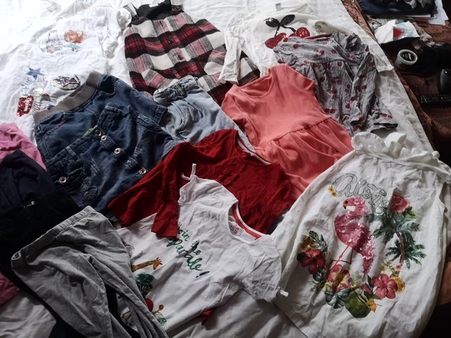 4/5 years girls clothes bundle 17 items.