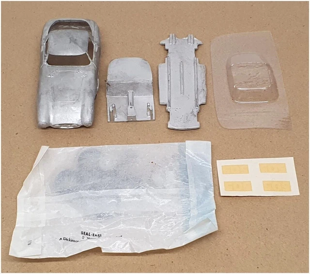 Kit Modèle Réduit Ferrari 250 TR 1/43 John Day – Vintage, Couleur Blanche, Occasion