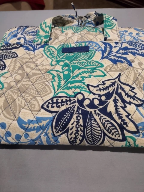 Vera Bradley Large Hanging Travel Organizer. Used In Excellent Condition