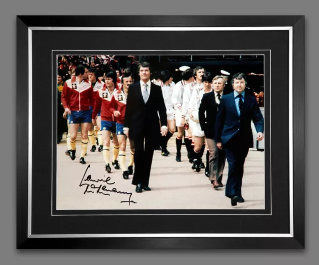 Lawrie McMenemy Signed And Framed Southampton Fc Football 12x16 Photograph : B