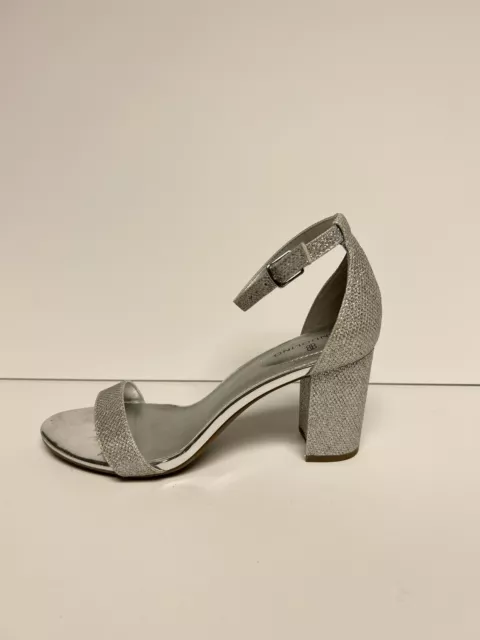Bandolino Womens Armory Sandal Silver Size 6.5 M